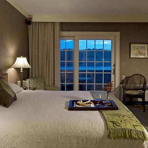 The Harbor View Room